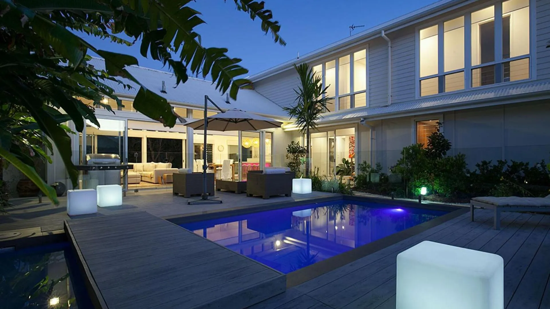 בית נופש מרקולה White Sands Beach House