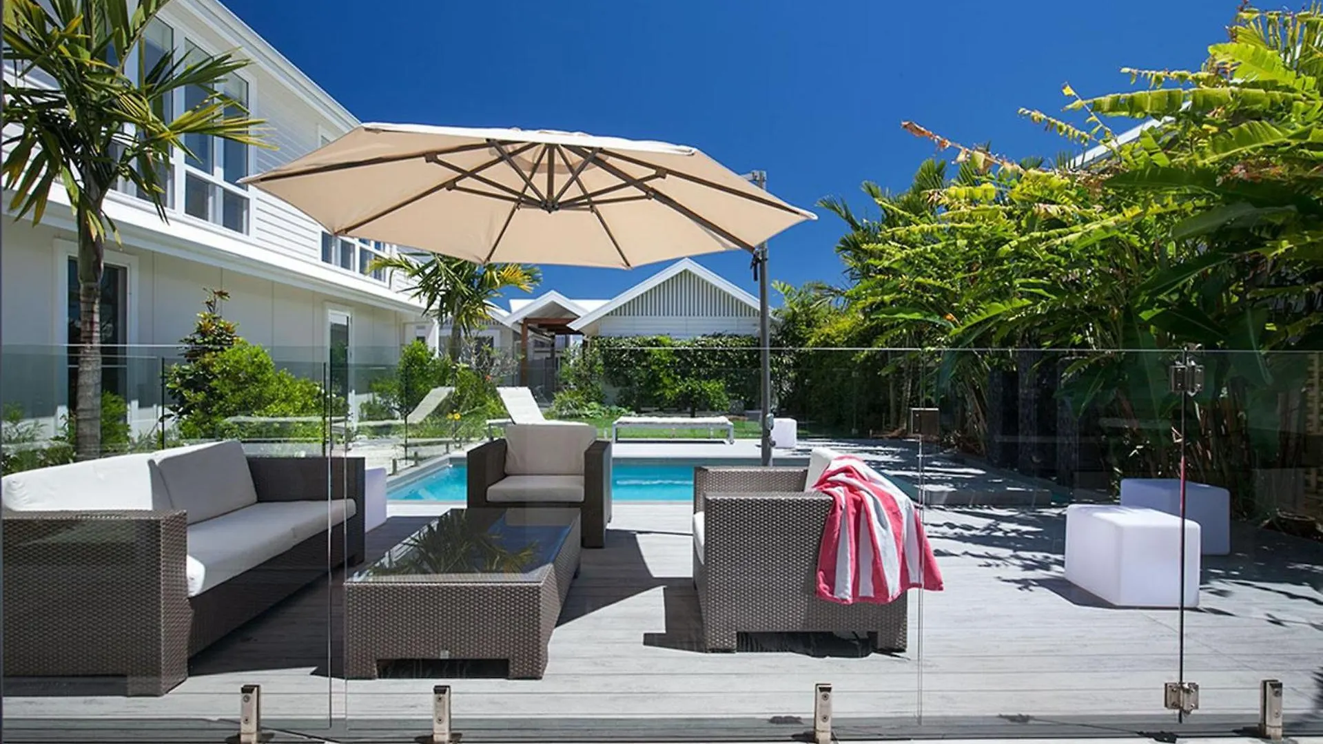 בית נופש מרקולה White Sands Beach House